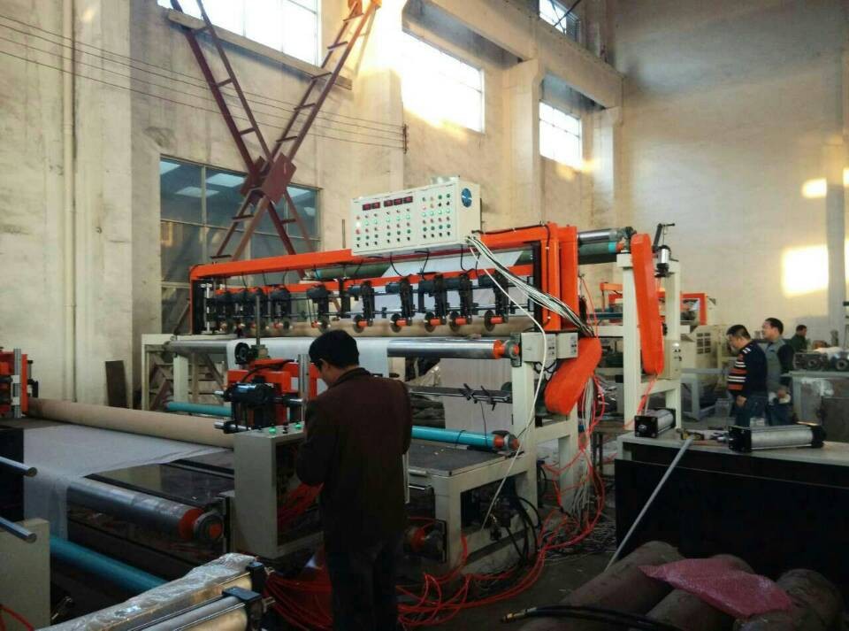 全自動地毯分切機